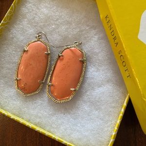 Kendra Scott Danielle earrings with peach stone, larger drop earrings